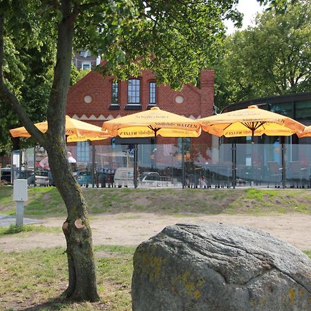 Hotel Hafenresidenz Stralsund Bagian luar foto