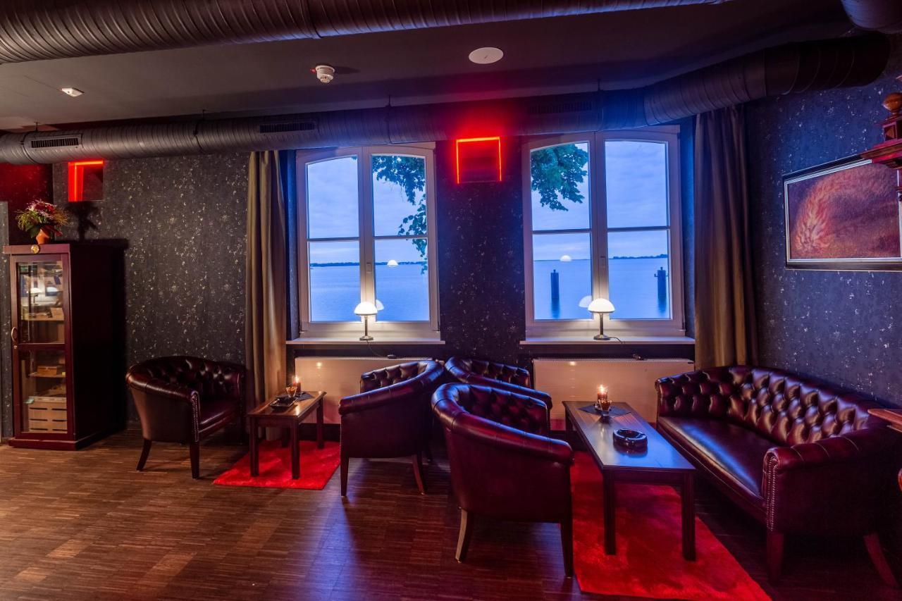 Hotel Hafenresidenz Stralsund Bagian luar foto