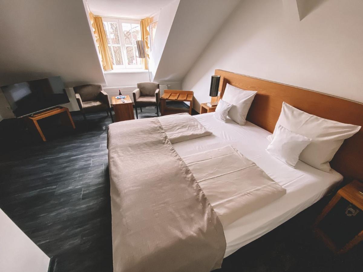 Hotel Hafenresidenz Stralsund Bagian luar foto