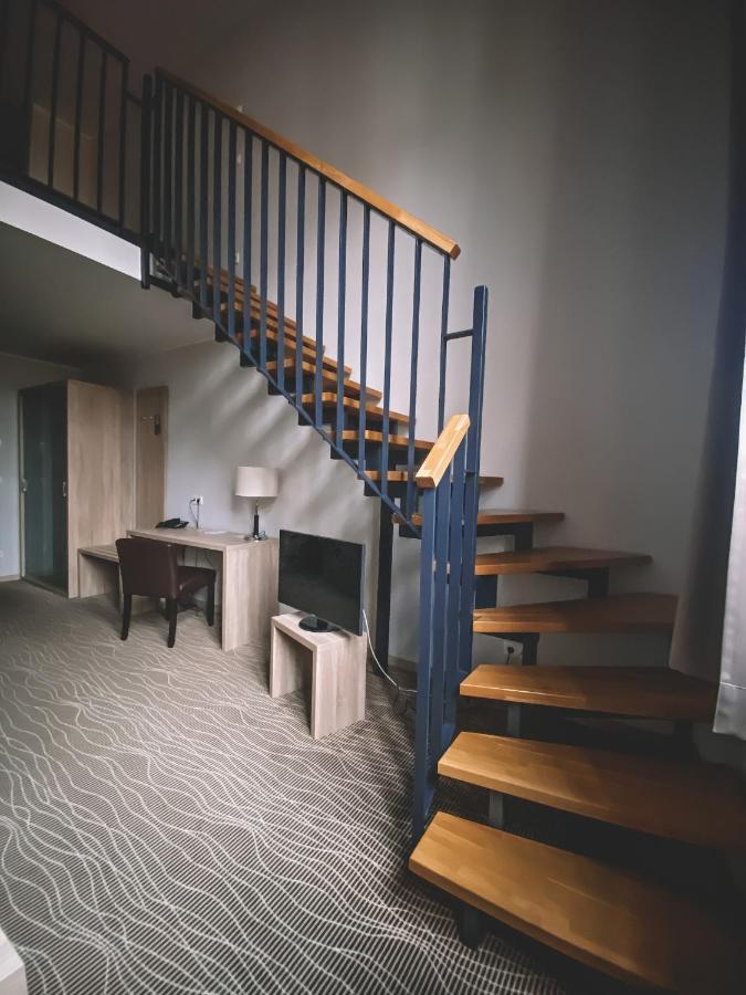 Hotel Hafenresidenz Stralsund Bagian luar foto