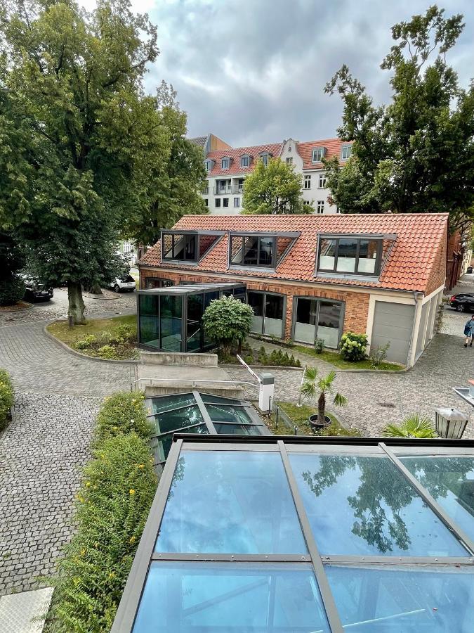 Hotel Hafenresidenz Stralsund Bagian luar foto