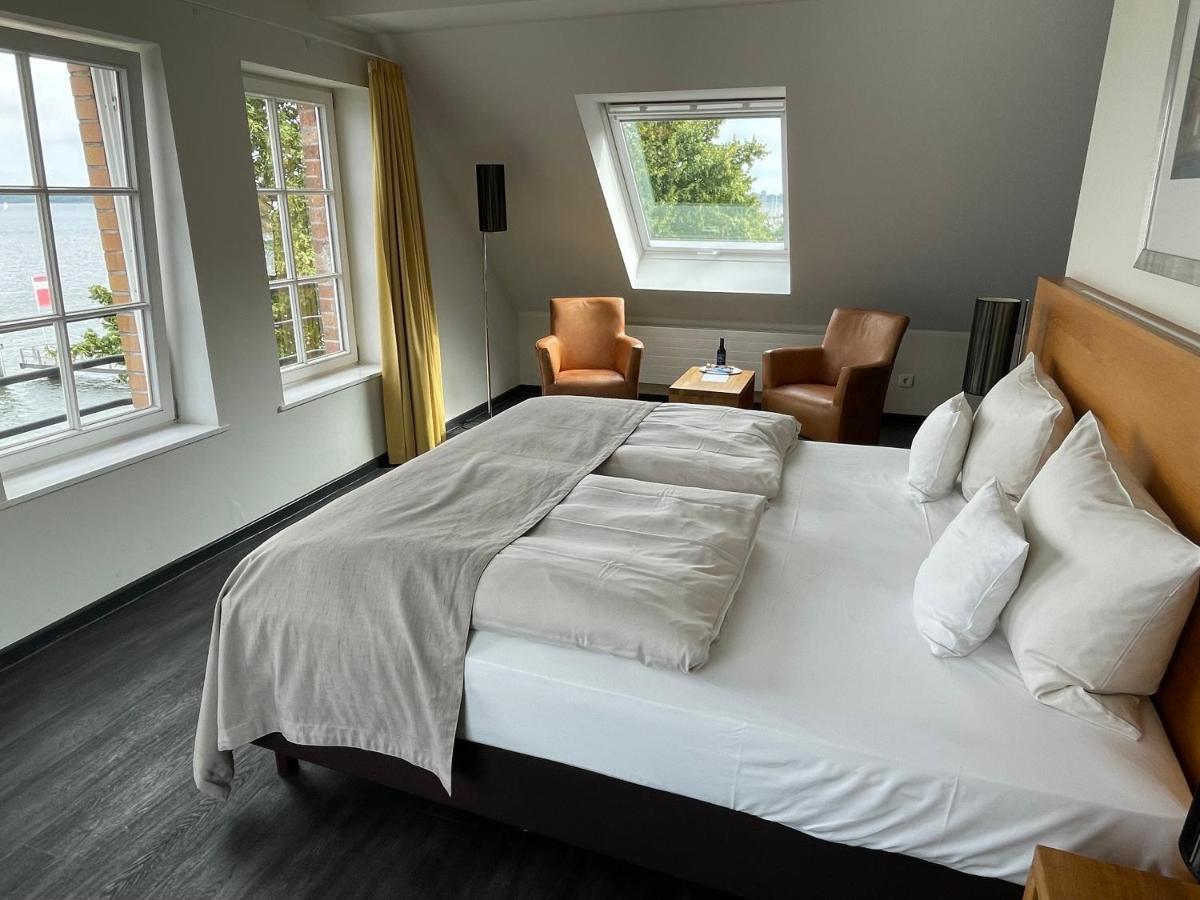 Hotel Hafenresidenz Stralsund Bagian luar foto