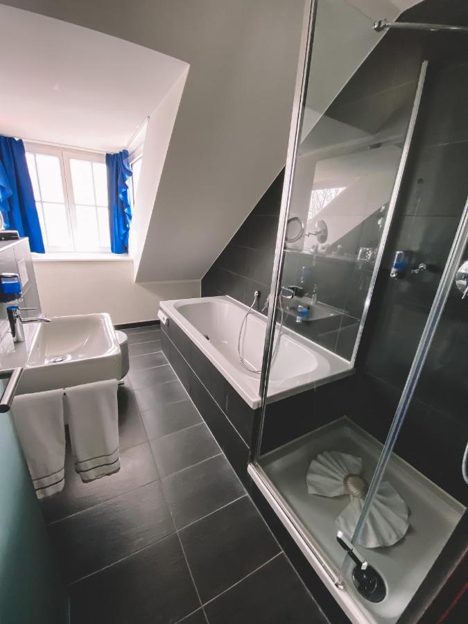 Hotel Hafenresidenz Stralsund Bagian luar foto
