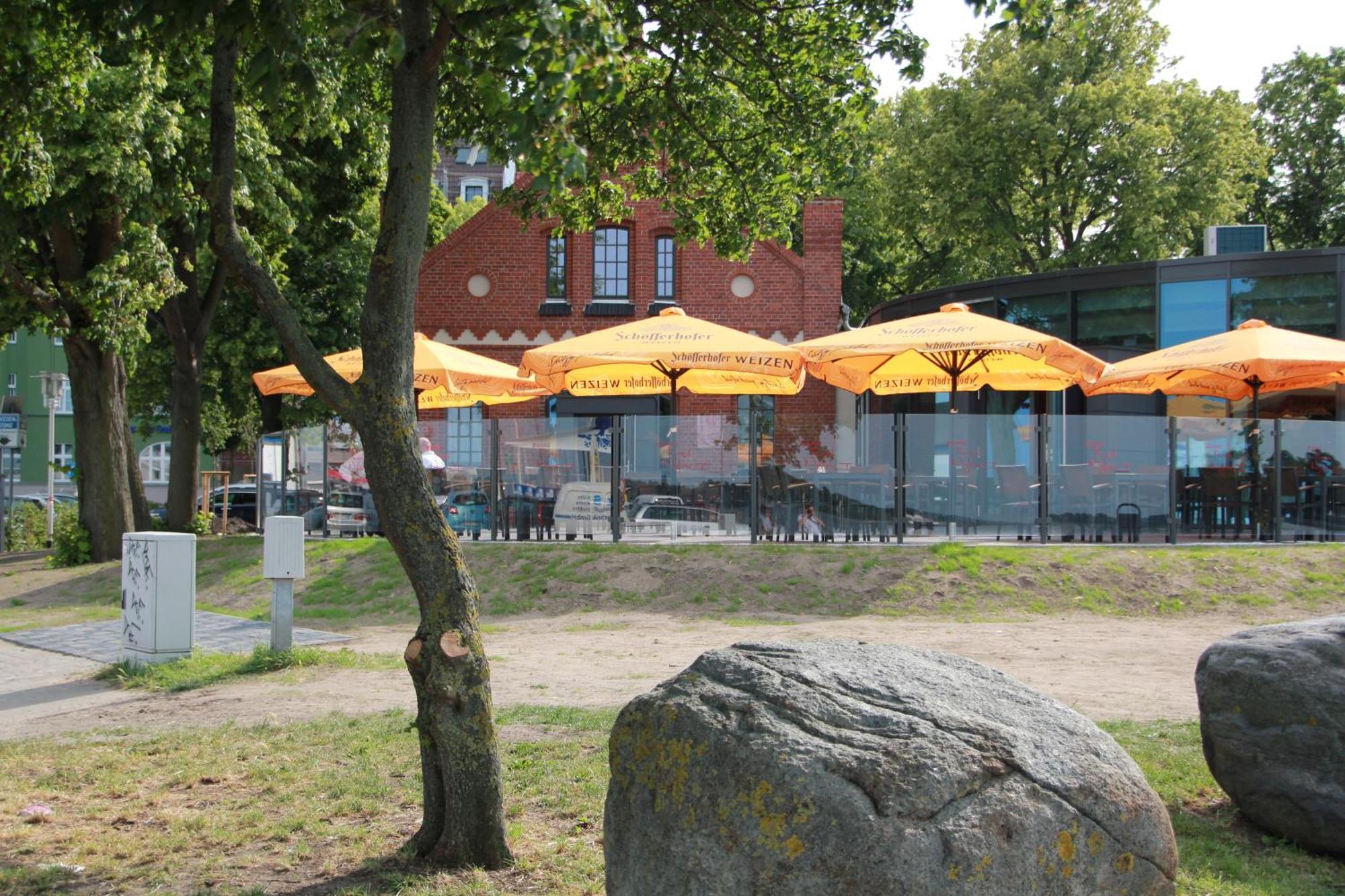 Hotel Hafenresidenz Stralsund Bagian luar foto