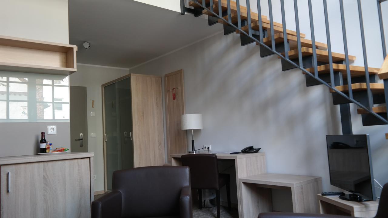 Hotel Hafenresidenz Stralsund Bagian luar foto