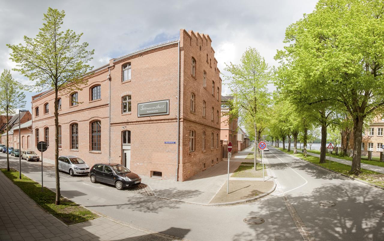 Hotel Hafenresidenz Stralsund Bagian luar foto