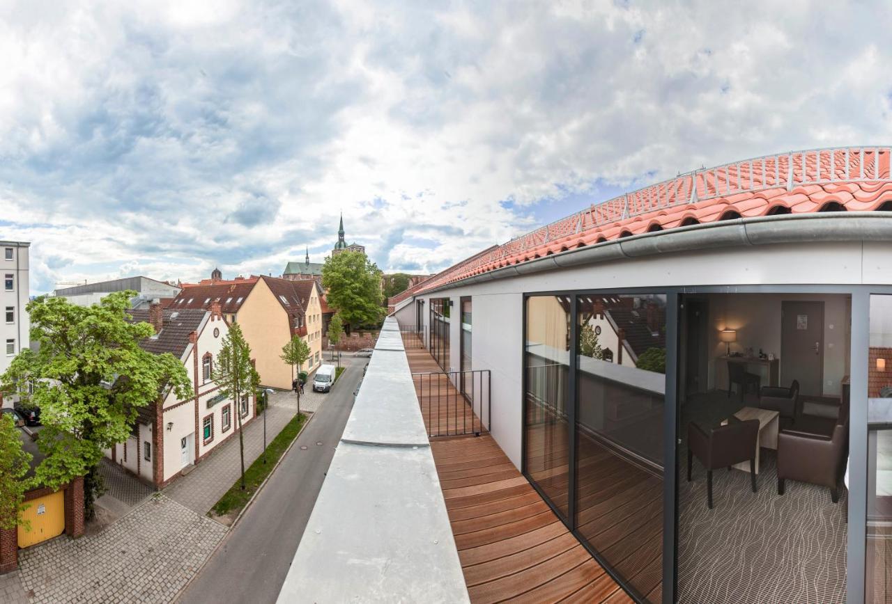 Hotel Hafenresidenz Stralsund Bagian luar foto